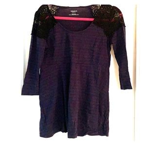 Maternity top navy with black stripes